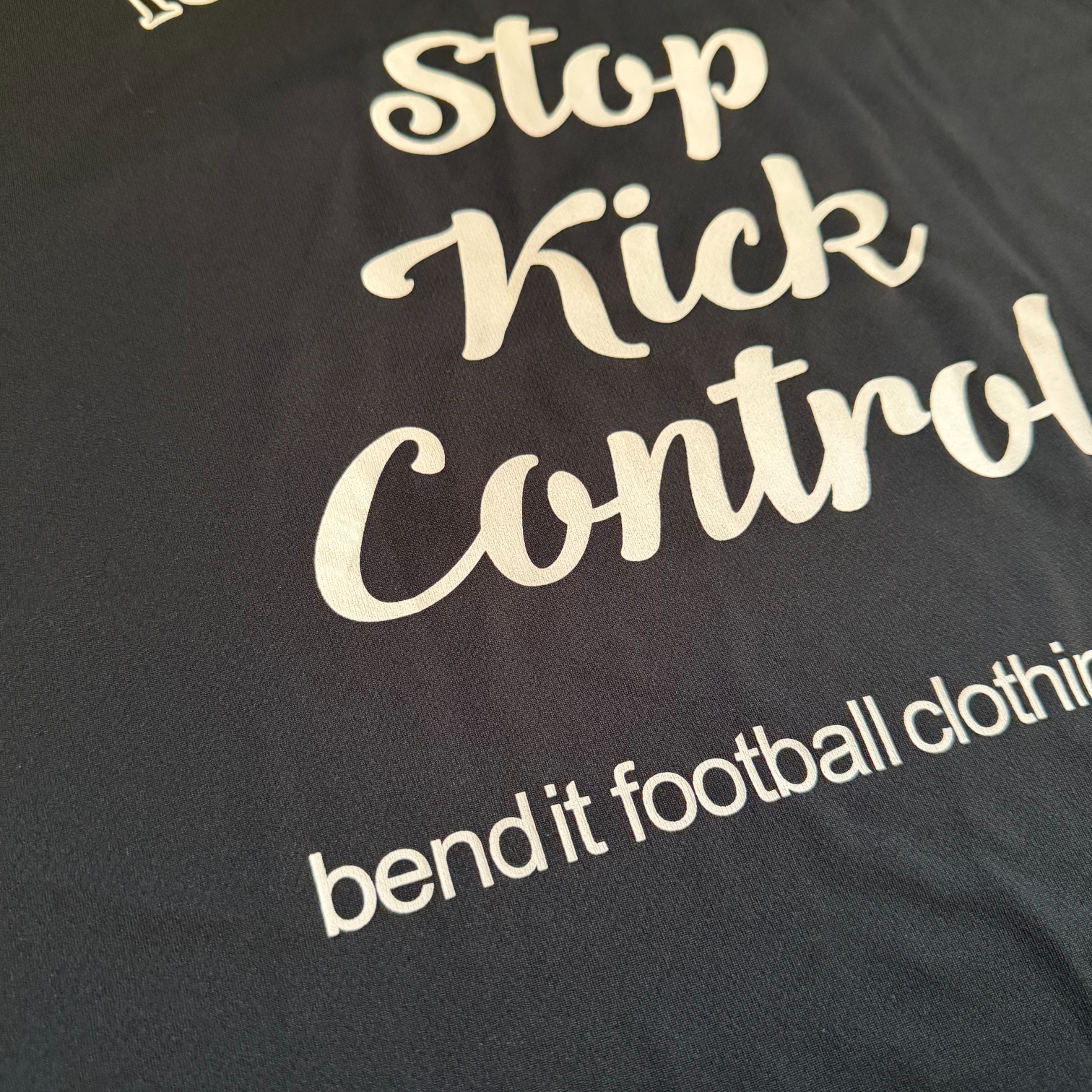 be25_20 Bend It 復刻版 Stop Kick Control Dry プラクティス Tシャツ｜速乾・練習用 | Bend It サッカーウェア