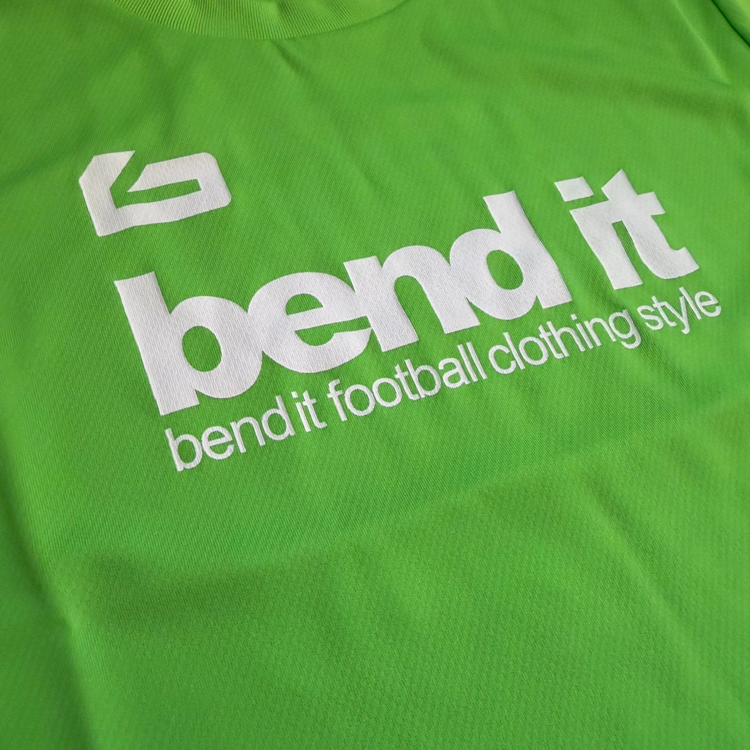復刻版 Stop Kick Control Dry jr プラクティス Tシャツ | Bend It サッカーウェア