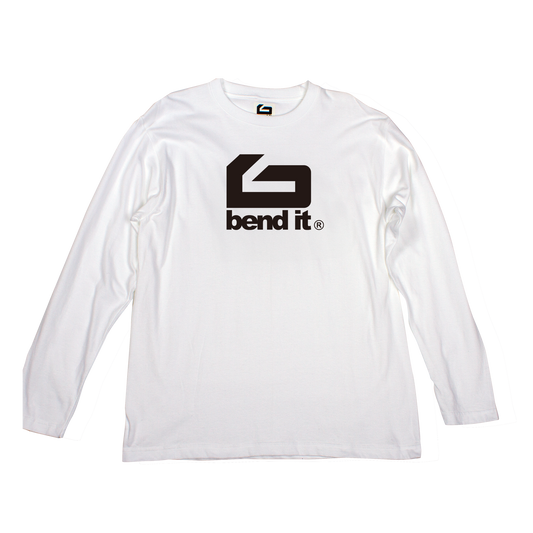 快適で汎用性の高い ビッグロゴ ロングスリーブTシャツ｜シーズンレスデザイン be25_13 コットンlogo ロングTシャツ | Bend It サッカーウェア